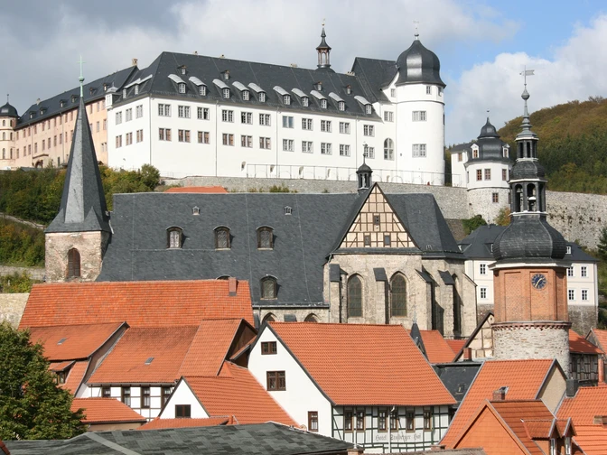 Blick auf die Kirche und das Schloss Stolberg