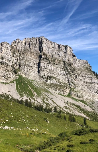 Bergsicht auf Wanderung übers Grimmifurggi