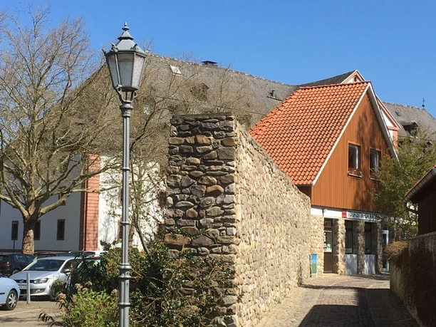 Stadtmauer Osterode am Harz - Touristinformation