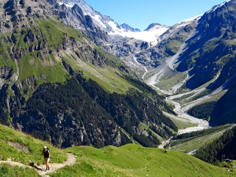 Aufstieg aus dem Gasterntal.