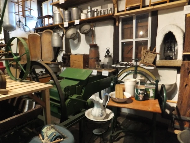 The small museum in the stable (photo posted by N. Haupt)