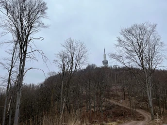 Am Fuße des Ravensberges
