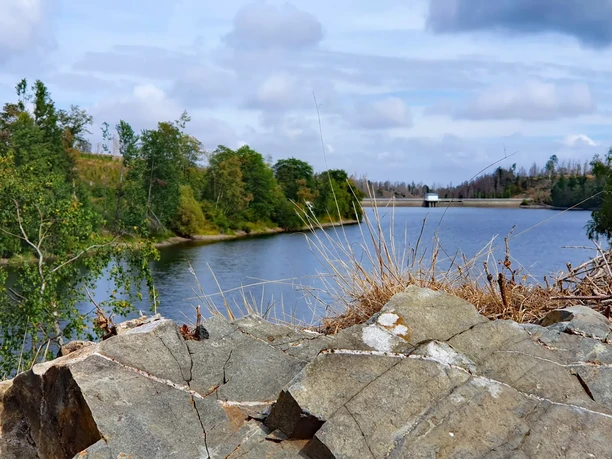 Rundwanderweg zur Zillierbachtalsperre