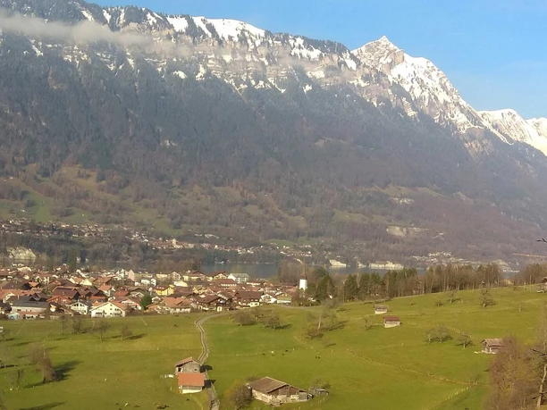 Aussicht von der Haslerenegg auf Bönigen