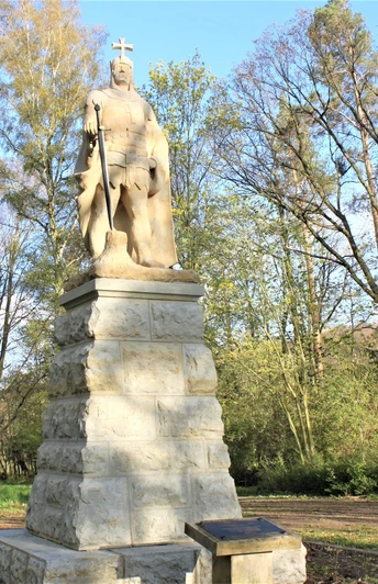 Albrechtsdenkmal im Sonnenschein