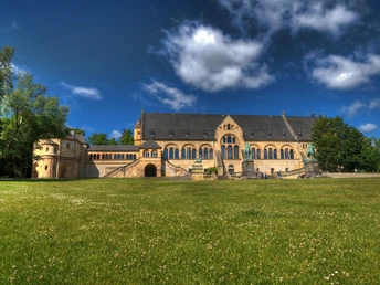 Ansicht Kaiserpfalz © GOSLAR marketing gmbh, Fotograf Stefan Schiefer.jpg