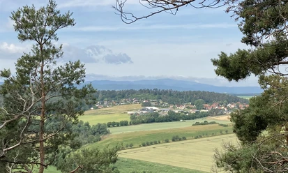 Blick auf Langenstein und zum Brocken