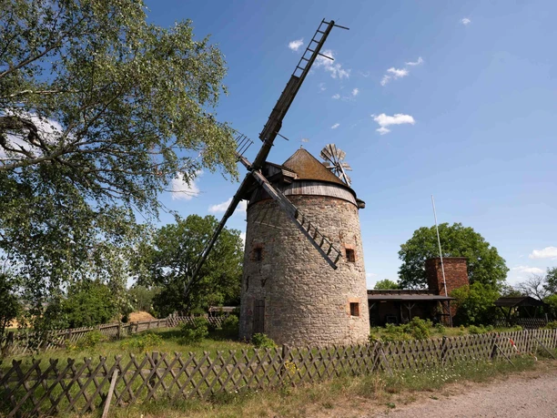 Endorf tower windmill near Meisdorf