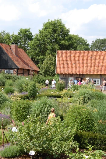 Heimathof mit Heilkräutergarten