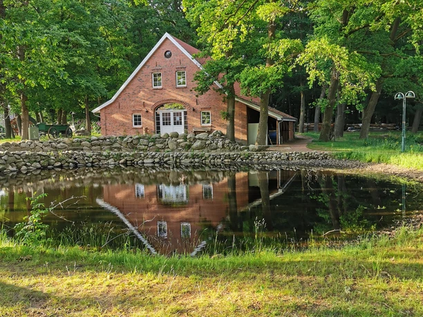 Zehntscheune am Dorfteich
