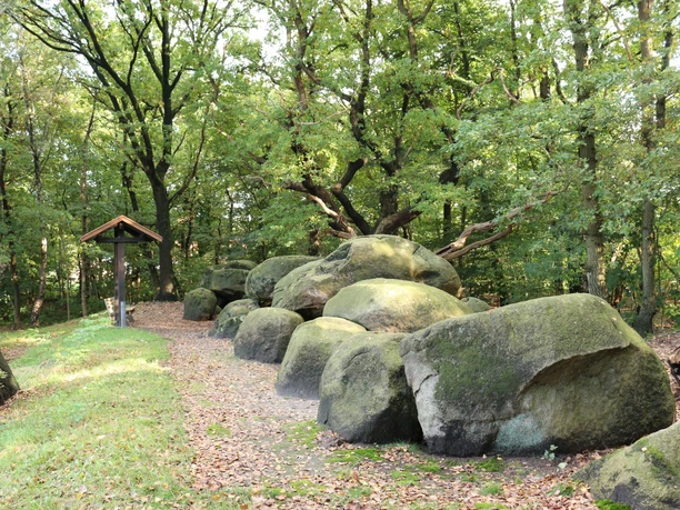 Großsteingrab auf Bruneforths Esch