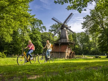 Hüvener Mühle – Radfahren Hümmling ©Emsland Tourismus GmbH (1)
