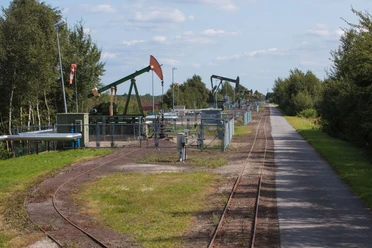 Erdölförderung im Rühlermoor ©Naturpark Moor-Veenland (1).JPG near Twist, Emsland, Lower Saxony, Germany