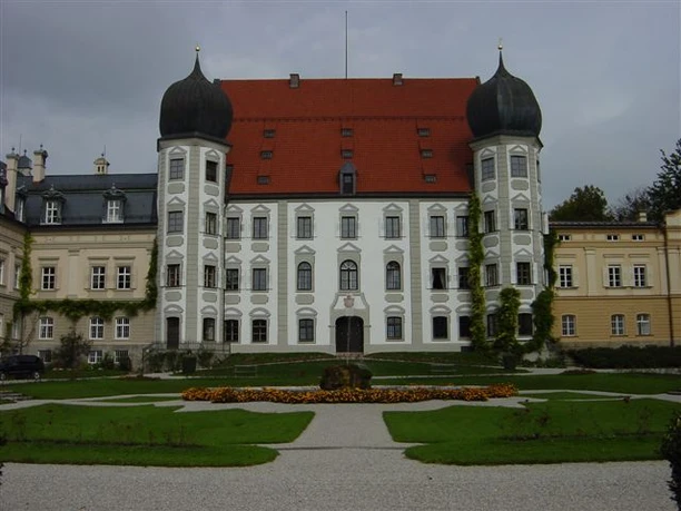 Schloß Maxlrain