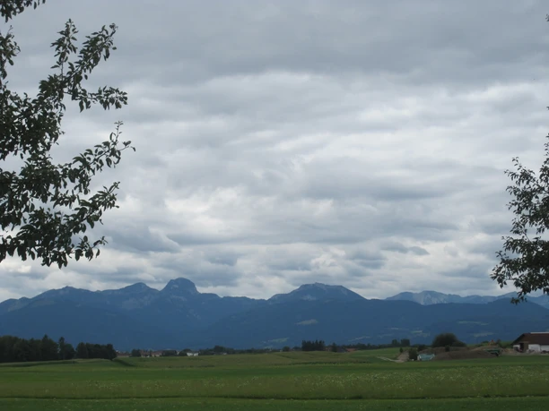 Blick von Ellmosen / Beginn Kreuzweg