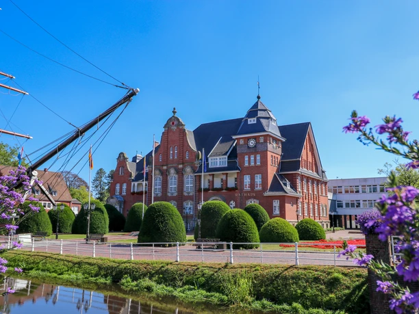 Rathaus Papenburg ©Emsland Tourismus GmbH, Birgit Janknecht.jpg