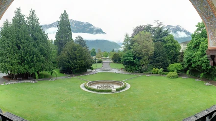 Webcam Kursaalgarten / Casino Interlaken