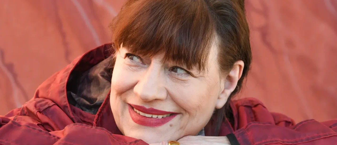 2026-10-23-Kasch-Ulla Meinecke (c) Beriln.png