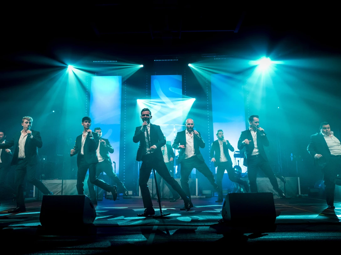 23 12 19 03_THE 12 TENORS_Copyright Jacob Schroeter.jpg