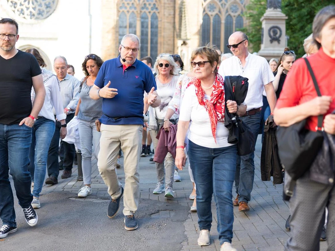 Minden Verwickelt-Entwickelt.jpg