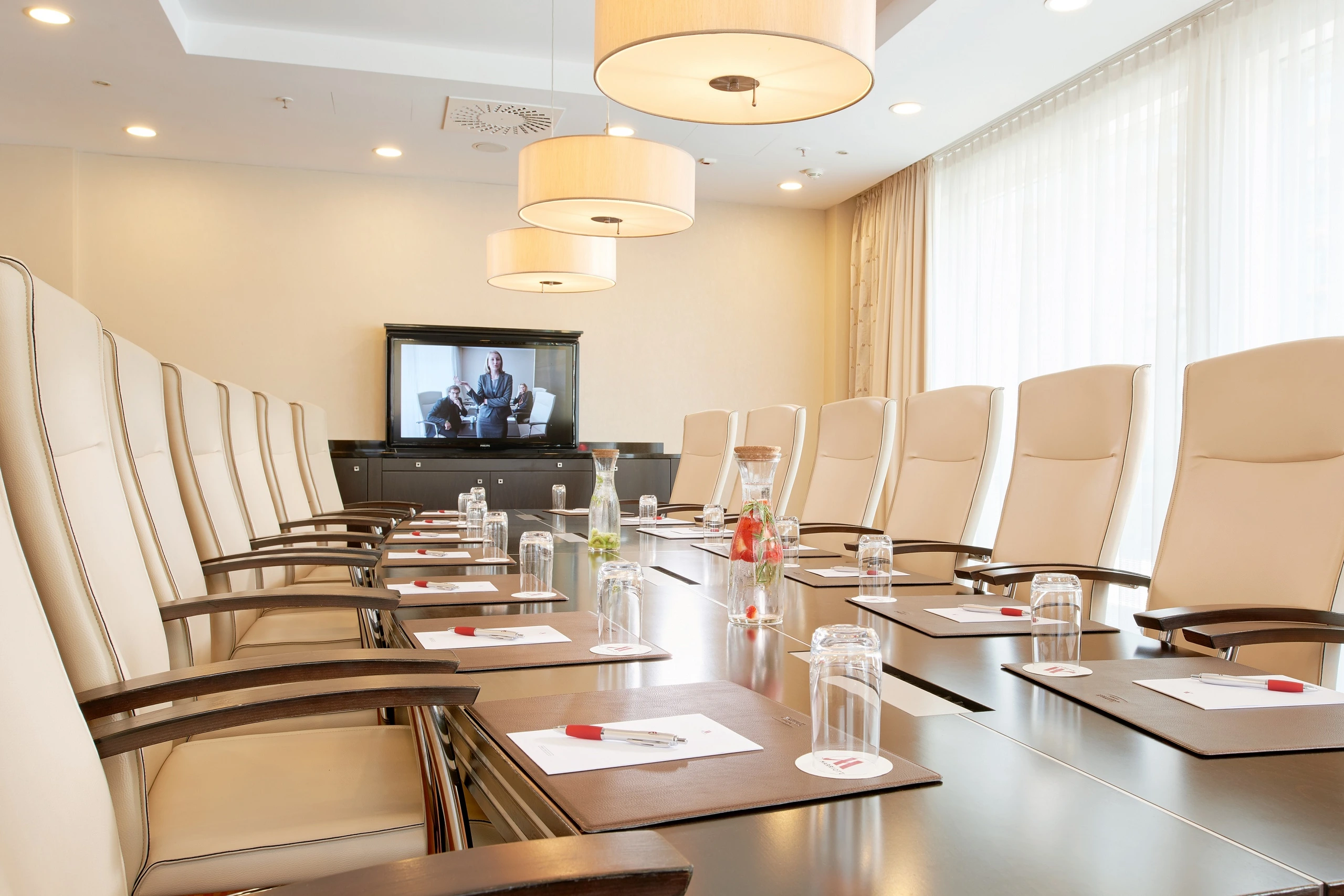 Boardroom im Leipzig Marriott Hotel