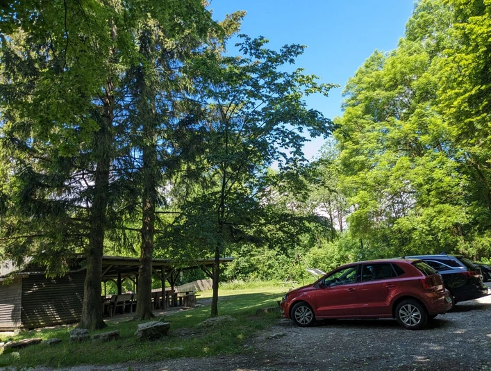 Hube_Parking_CC-BY_Einbeck Tourism (1).jpg