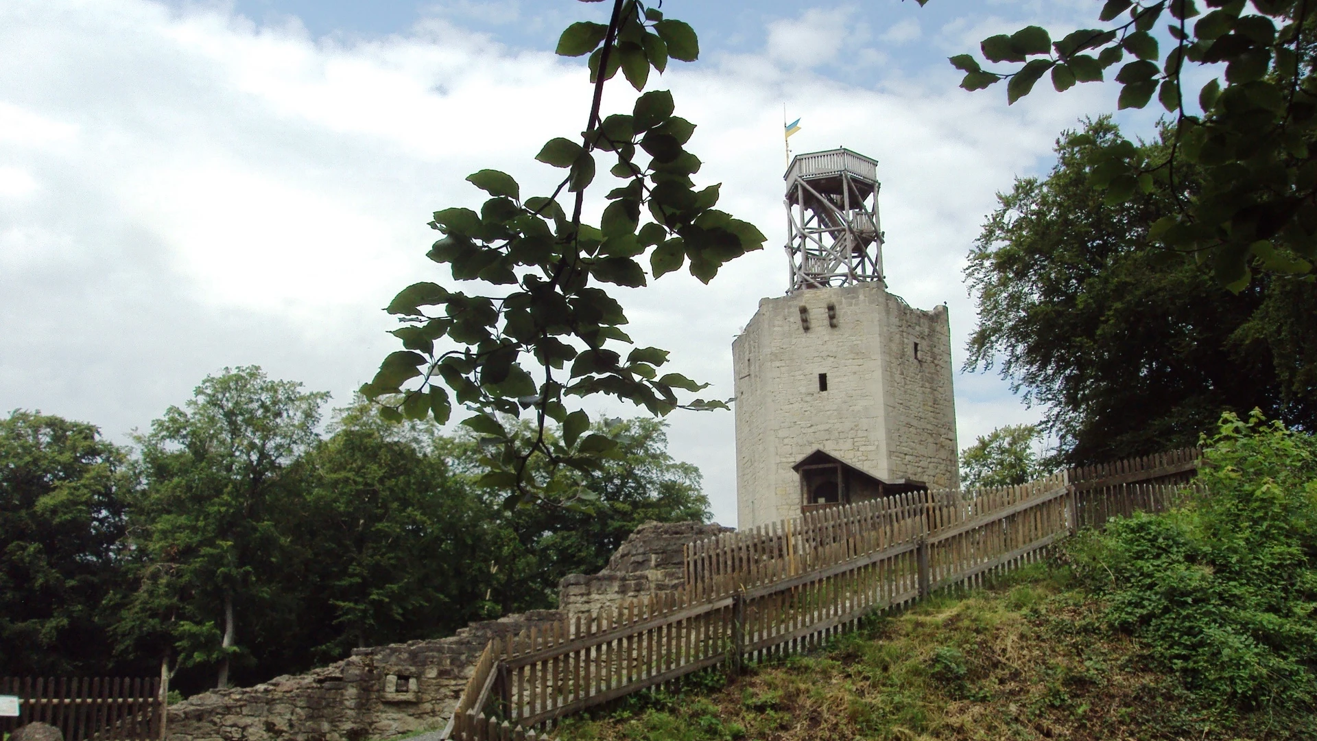 Von Gebhardshagen zur Burg Lichtenberg Von Gebhardshagen zur Burg Lichtenberg