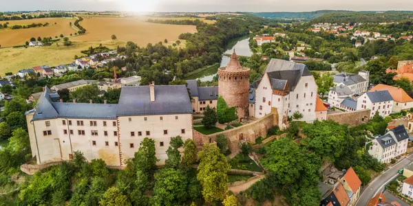 Kabarett Die Kaktusblüte: "Viel Meinung - Wenig Ahnung"