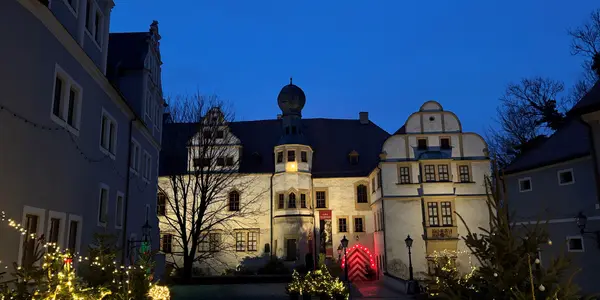 Weihnachtliche Schlossführung „Zur Blauen Stunde“