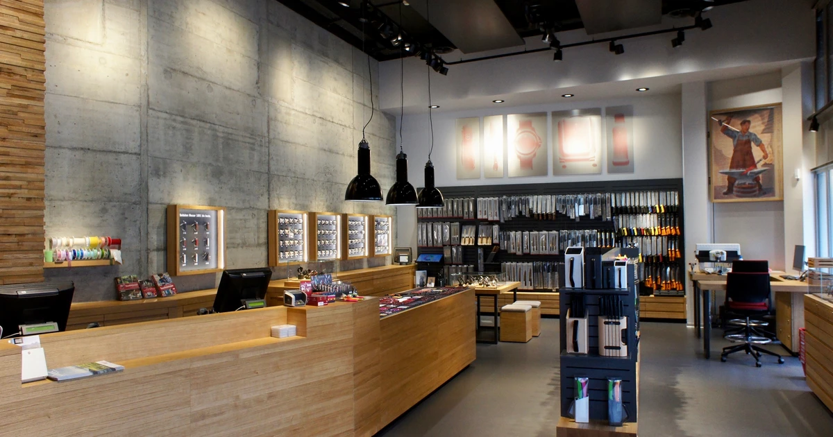 Victorinox factory shop